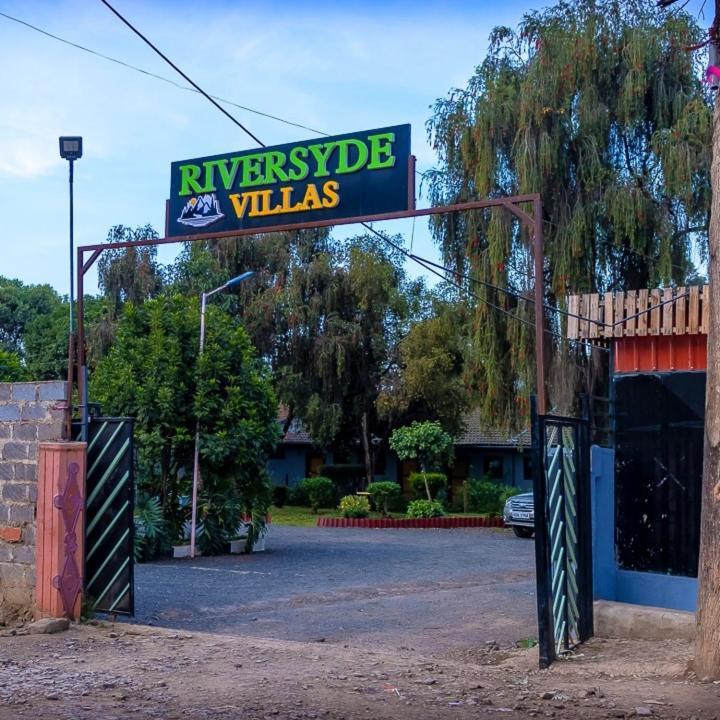 Riverside Villas Nanyuki Esterno foto